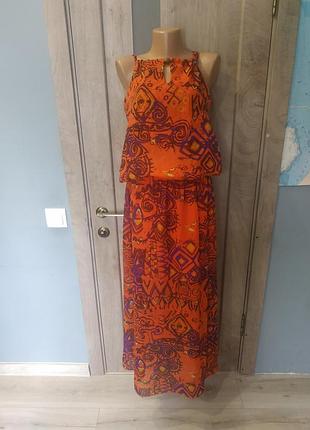 Яркий длинный сарафан
