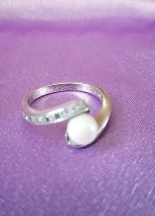 Серебряное кольцо (925) с перлами и фиатитами