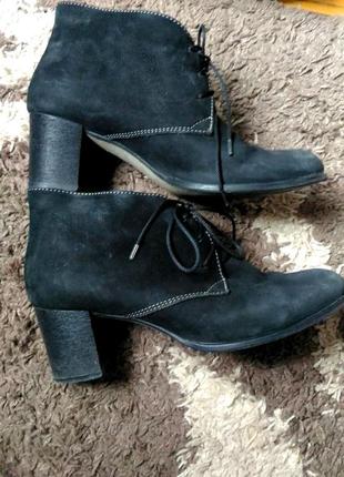 Черевички з натурального нубуку, 39р. в дуже хорошому стані