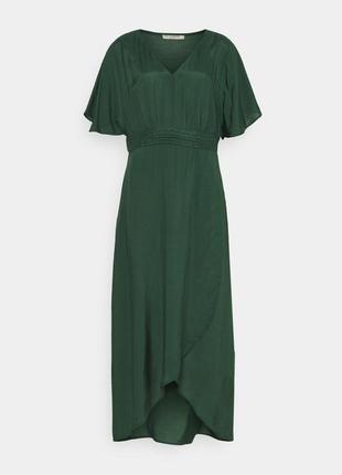 Легка сукня максі зеленого кольору