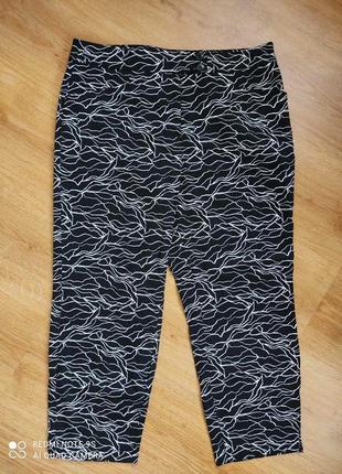 Нарядные укороченые штаны брюки стрейч 48 р