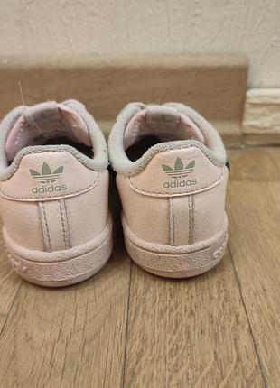 Кросівки adidas оригінал,шкіра2 фото