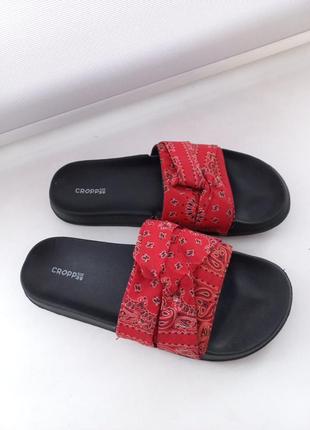 Шлепанцы женские 39р.