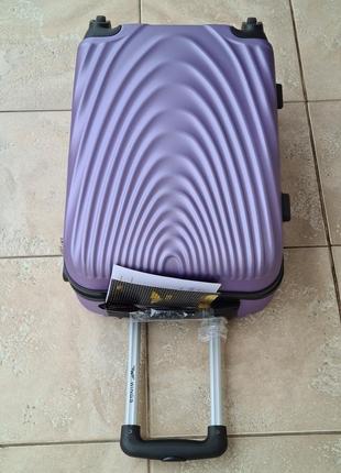 Добрый чемодан ручная кладь с бютиком wings 304 poland 🇵🇱  сиреневый9 фото