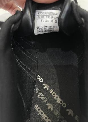Кроссовки adidas оригинал4 фото