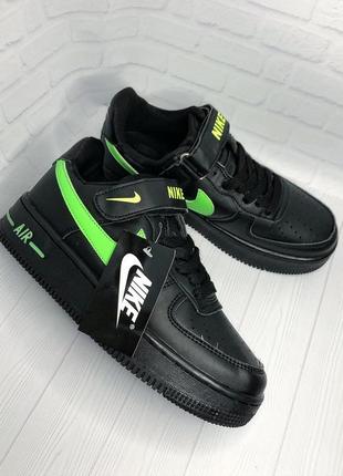 Мега стильні кросівки nike в наявності!🤩🤗💚