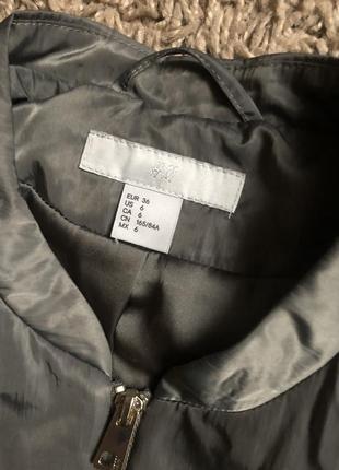 Стильна куртка бомбер h&m роз s-m🔥🔥3 фото