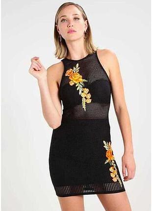 Платье в сеточку с вышивкой missguided