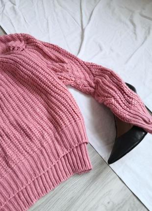 Красивий рожевий светр з горловиною.3 фото
