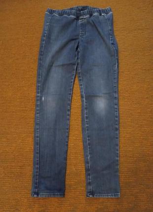 Женские джинсы