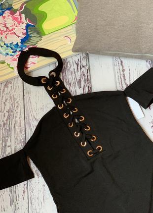 Платье вечернее misguided чёрное вокруг шеи на шнуровке откровенное мини короткое для фотосессии4 фото