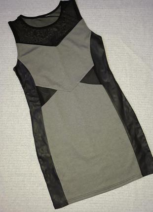 Плаття з шкіряними вставками