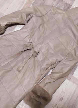 Женское кожаное пальто2 фото