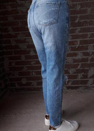 Идеальные джинсы бойфренд с рваностями плотный джинс3 фото