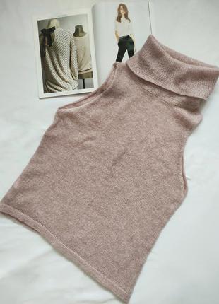 Ніжно-рожевий светр під горло без рукавів sisley3 фото