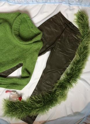 Женские кожаные зеленые штаны5 фото