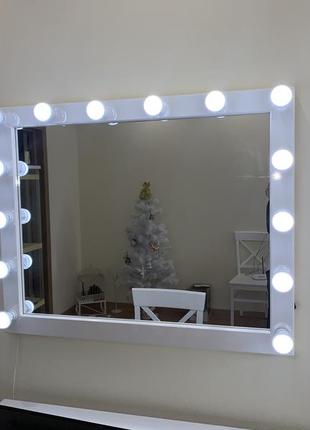Зеркало для визажиста с подсветкой