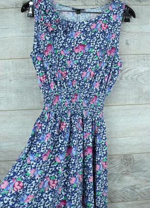 Красивое летнее платье с цветочным принтом от topshop
