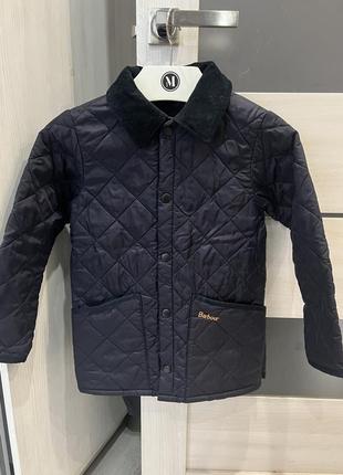 Дитяча стьобана куртка barbour