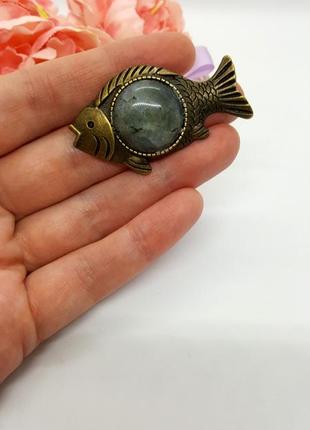 🐟✨ оригінальна брошка "риба" в вінтажному стилі натуральний камінь лабрадорит5 фото