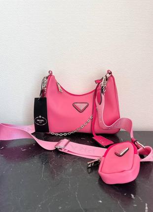 Re-edition mini pink брендовая женская розовая стильная сумка с цепочкой и ремешком жіноча рожева модна сумочка тренд