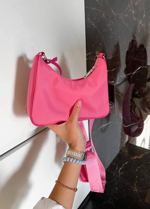 Re-edition mini pink женская брендовая розовая стильная сумочка жіноча рожева модна сумка9 фото