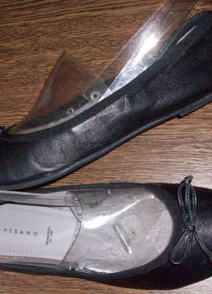 Полностью кожаные балетки от pesaro. размер 39, стелька 24,7см.