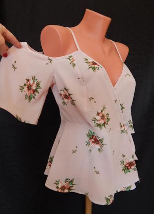 Нюдовая блуза в цветочный принт monteau(размер 36-38)1 фото