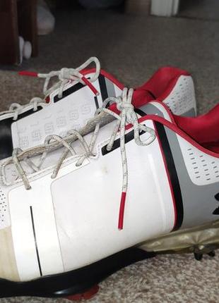 Кросівки для футболу