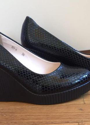 Туфли на платформе