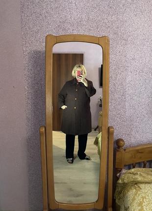 Чудове пальто на осінь
