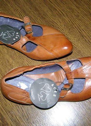 Рр 37-24 см нові стильні яскраві балетки туфлі від aces of london