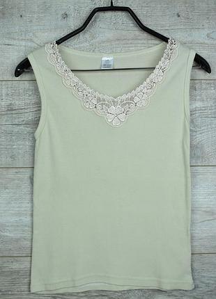Телесная майка с кружевом от jc