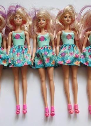 Color reveal barbie pret hotsell