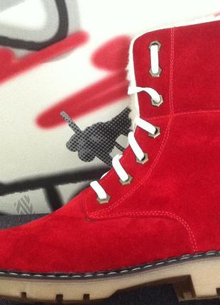 Стильные зимние женские сапоги красные теплые ботинки4 фото