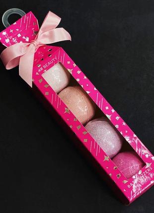 Набір бомбочок для ванни від h&m / бомбочка