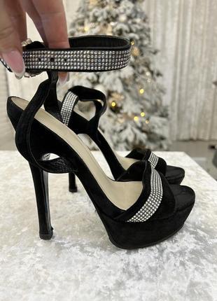 Босоножки 35-36 размер