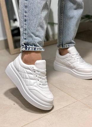 Кросівки всередині хутро👑