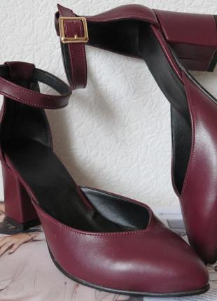 Комфортные туфли limoda из натуральной кожи босоножки на каблуке 6 см очень красивые цвет марсала1 фото