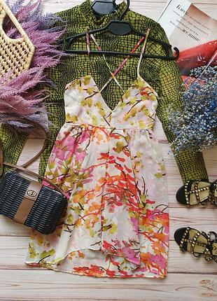 Шифоновый летний сарафан со шнуровкой на спине и тонких бретелях