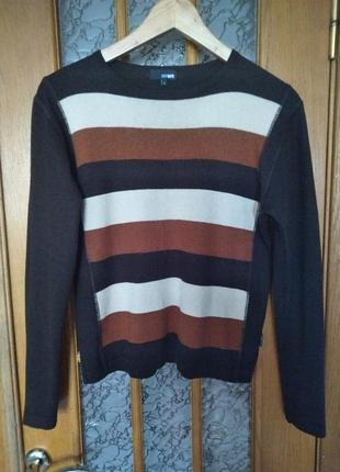 Джемпер фірми peter werth. розмір 46-48-50. натуральний склад. peter werth