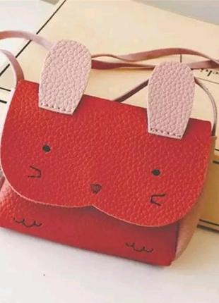 Гарна сумочка для красуні