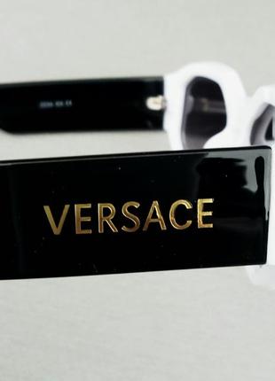 Versace стильные женские солнцезащитные очки темно серый градиент в белой оправе7 фото