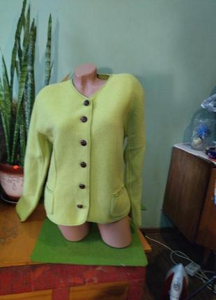 Красивейшие кардиган цвете лайма из стопроцентной шерсти