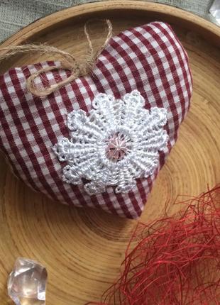 Сердечко валентинка з тканини, презент ручної роботи на 14 лютого