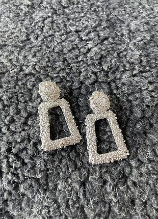 Сережки кульчики бижутерия