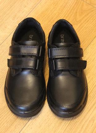 Детские школьные туфли braska 31, 32 размер брасса кожаные новые