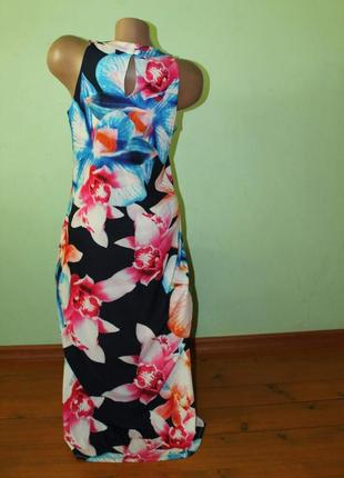 Красивое платье с крупными цветами2 фото