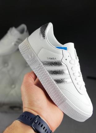 Жіночі шкіряні кросівки білі з сріблом adidas samba🆕