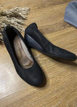 Кожаные женские туфли балетки черные8 фото